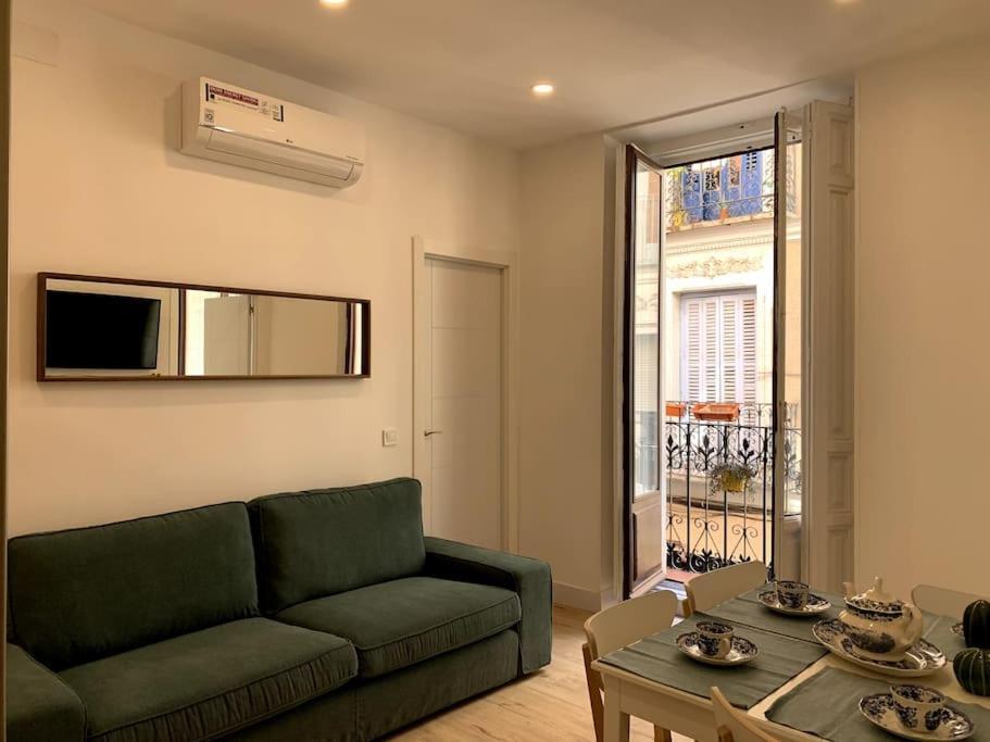 Apartamento Vip VI En Madrid Centro Apartment Екстериор снимка