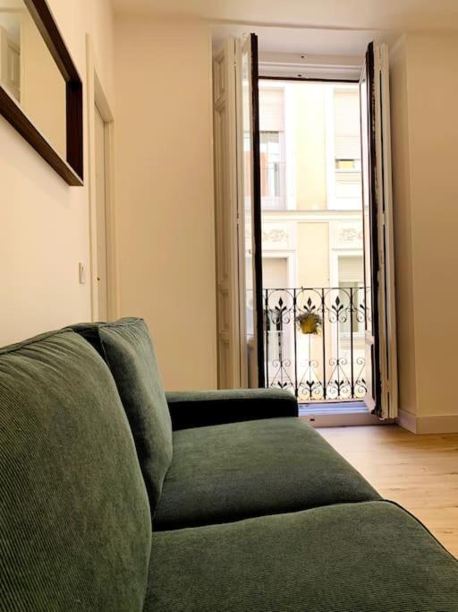 Apartamento Vip VI En Madrid Centro Apartment Екстериор снимка